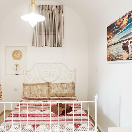 San Nicola Clemente Private Room Bari Extérieur photo
