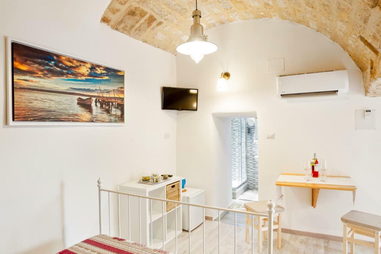 San Nicola Clemente Private Room Bari Extérieur photo