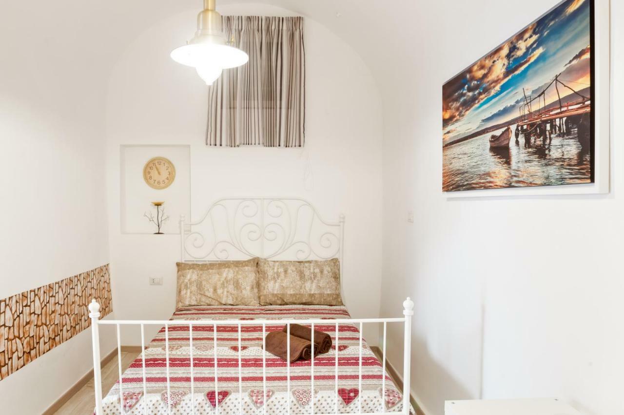 San Nicola Clemente Private Room Bari Extérieur photo